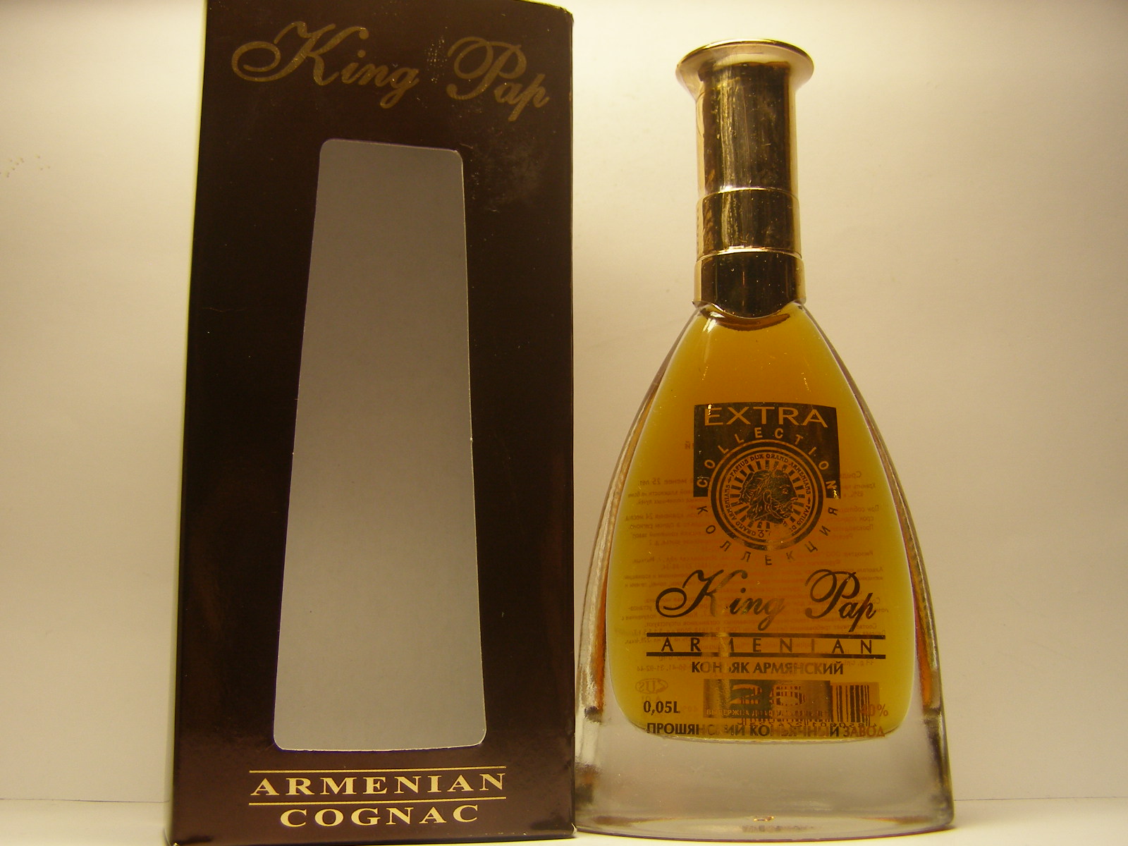 KING PAP EXTRA 25yo Armenian Cognac